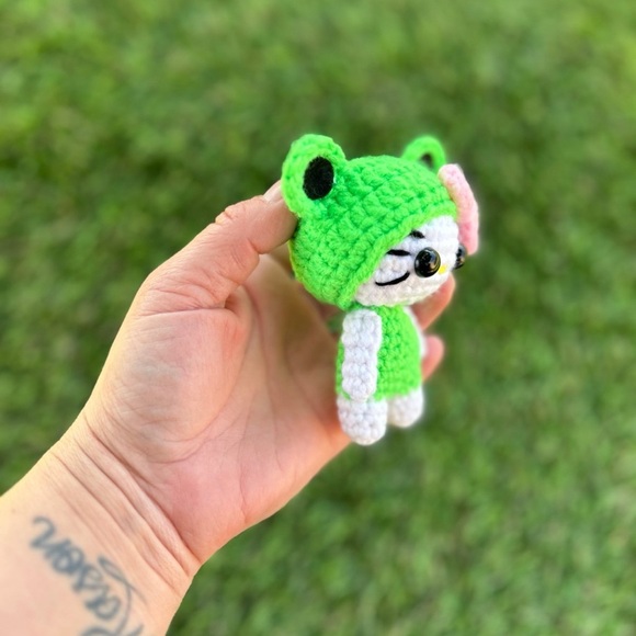 Hello Kitty - Picture 3 of 5